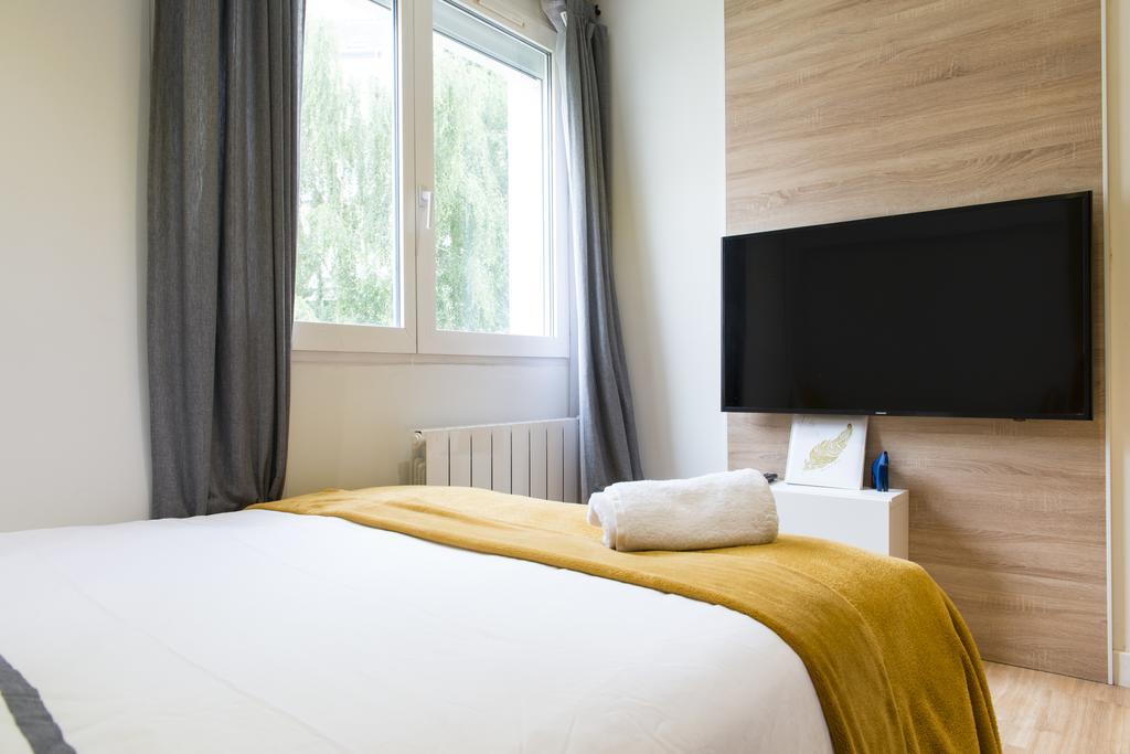 Unsejouranantes - Le Foure Apartment